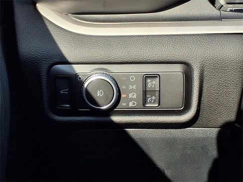 Certified 2023 Ford Explorer XLT w/ Equipment Group 202A image 22