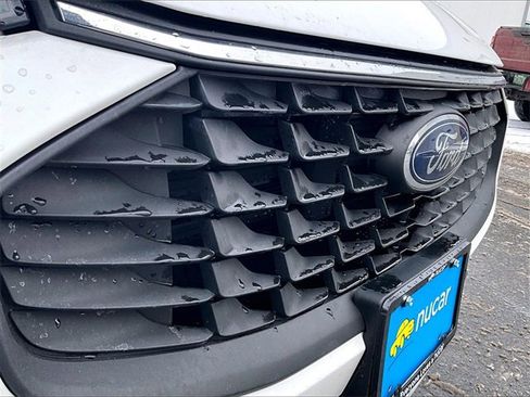 Used 2023 Ford Escape Active image 29