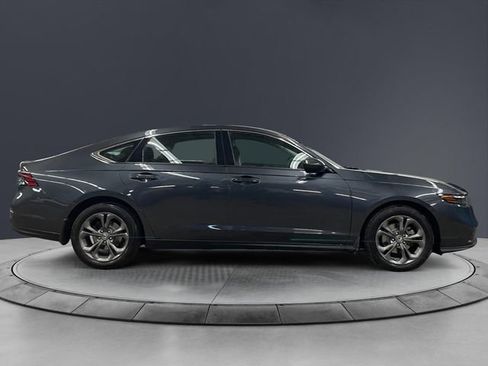 Certified 2023 Honda Accord EX image 6