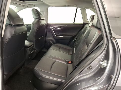 Used 2020 Toyota RAV4 Limited AWD/4WD image 12