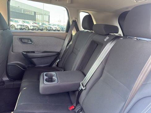 Certified 2023 Nissan Rogue S image 33