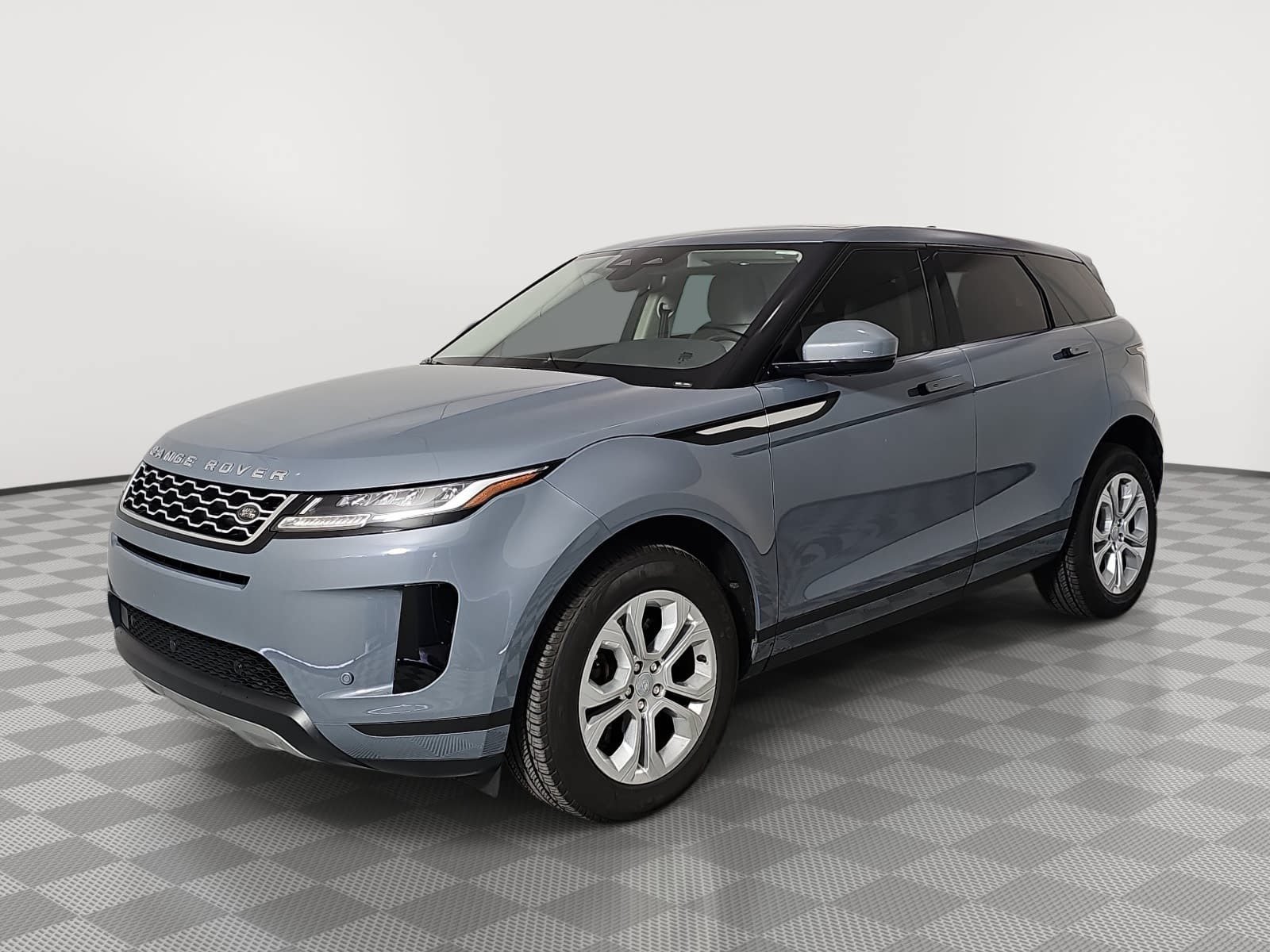 Used 2023 Land Rover Range Rover Evoque S AWD/4WD image 4
