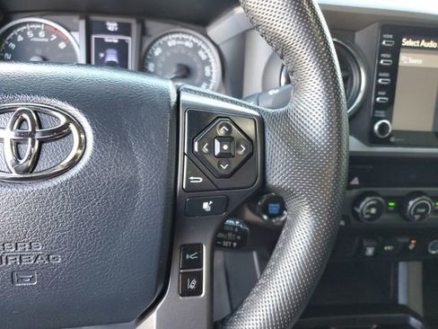 Used 2020 Toyota Tacoma TRD Sport image 29