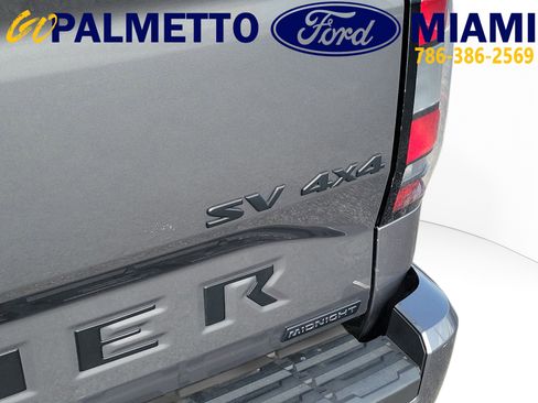 Used 2023 Nissan Frontier SV w/ Midnight Edition Package AWD/4WD image 7