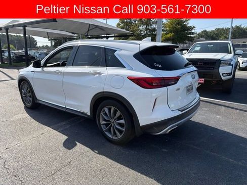 Used 2019 INFINITI QX50 Essential w/ Premium Heat Package FWD image 5