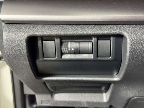 Certified 2025 Subaru Impreza 2.0i AWD/4WD image 19