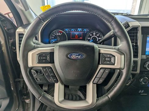Used 2017 Ford F150 Lariat RWD image 13