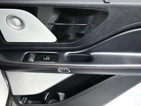 Used 2020 Lincoln Aviator Reserve w/ Equipment Group 202A image 46