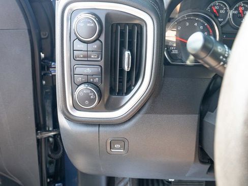 Used 2020 Chevrolet Silverado 1500 LT w/ All-Star Edition image 24