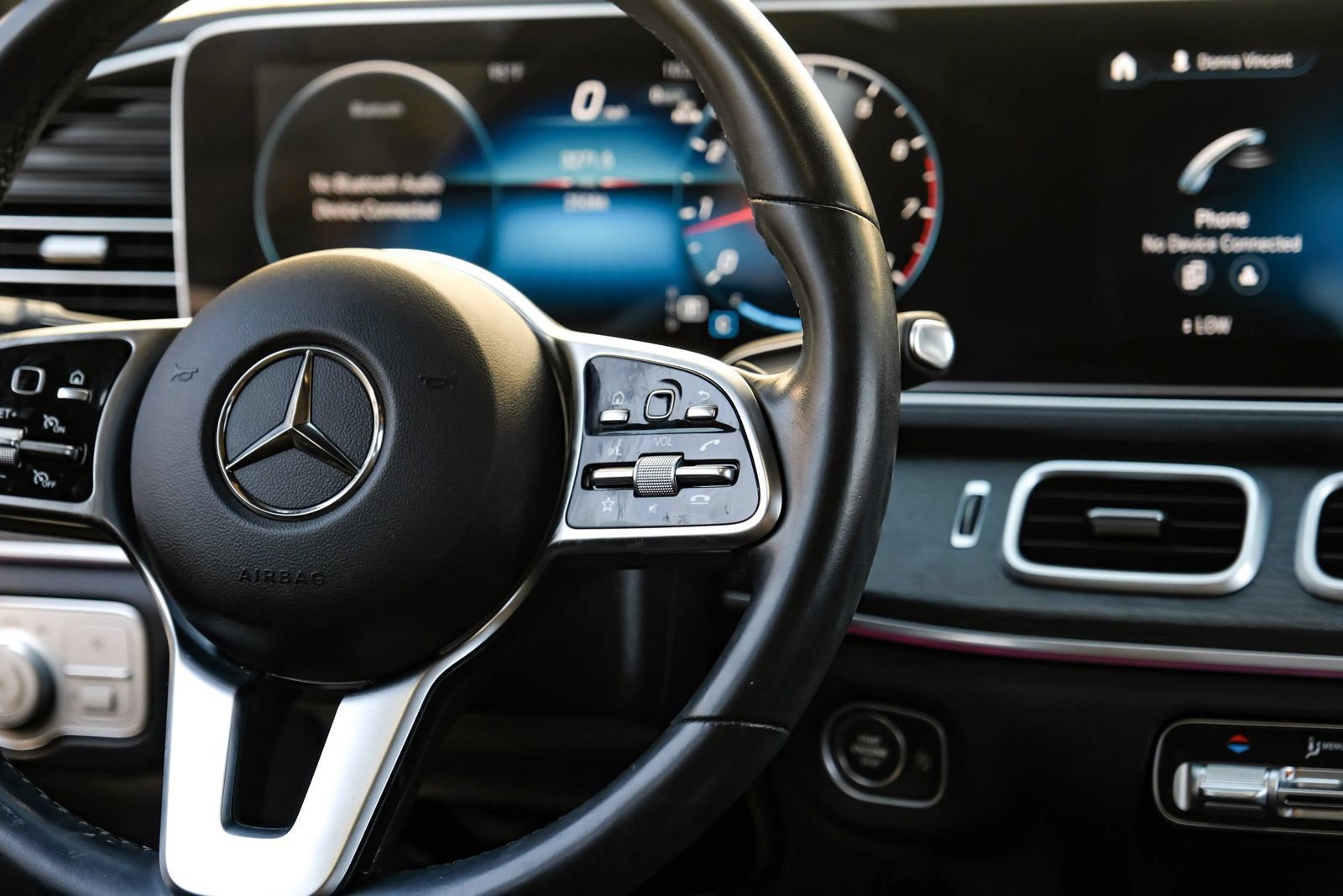 Used 2023 Mercedes-Benz GLE 350 w/ Premium Package image 20