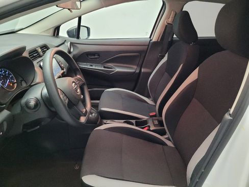 Used 2025 Nissan Versa S w/ Trunk Package FWD image 17