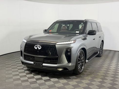Used 2025 INFINITI QX80 Autograph AWD/4WD image 4