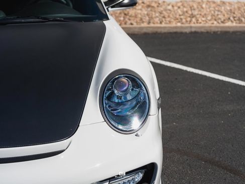 Used 2011 Porsche 911 GT2 RS RWD image 16