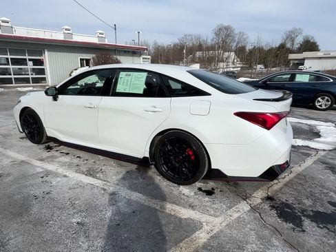 Used 2020 Toyota Avalon TRD image 3