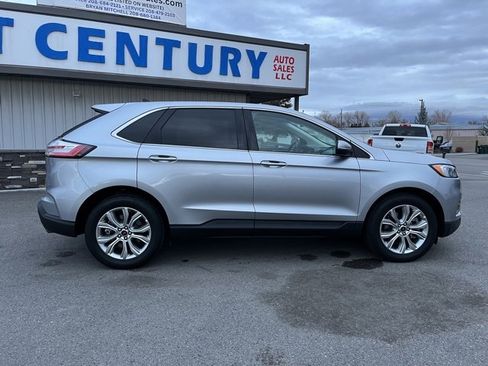 Used 2024 Ford Edge Titanium image 15