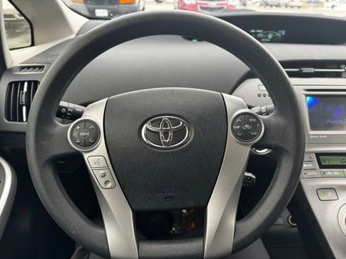 Used 2014 Toyota Prius Three image 20
