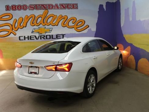 Used 2022 Chevrolet Malibu LT FWD image 8