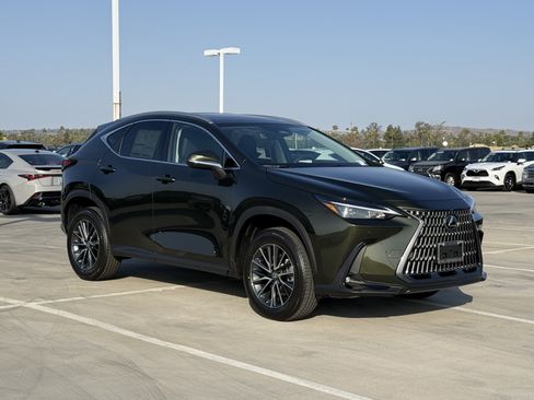 New 2026 Lexus NX 350 AWD image 2