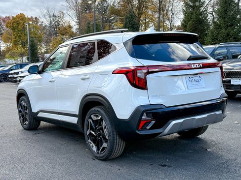 New 2026 Kia Seltos SX w/ SX Sunroof Package image 6