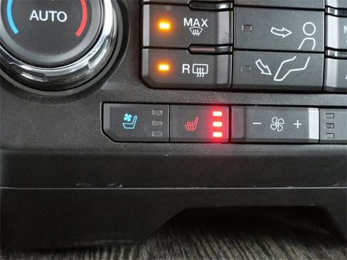 Certified 2021 Ford F350 Lariat w/ Lariat Value Package image 23