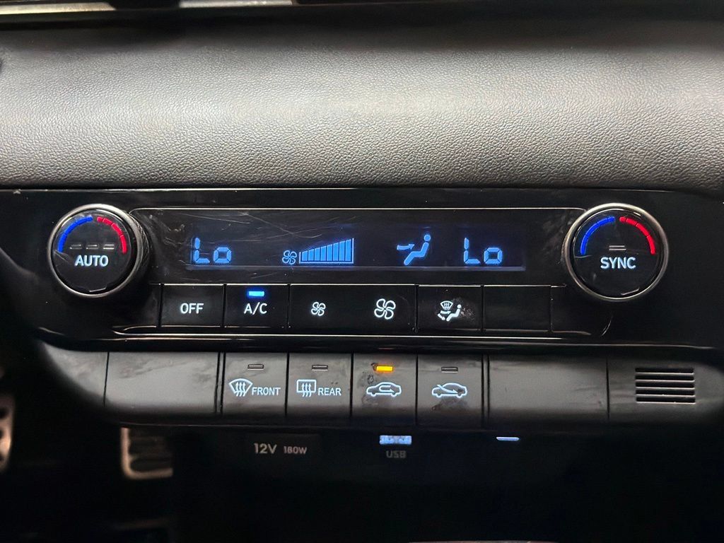 Certified 2025 Hyundai Elantra Sport FWD image 15