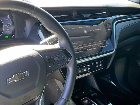 Certified 2023 Chevrolet Bolt EUV LT w/ Convenience Package image 14