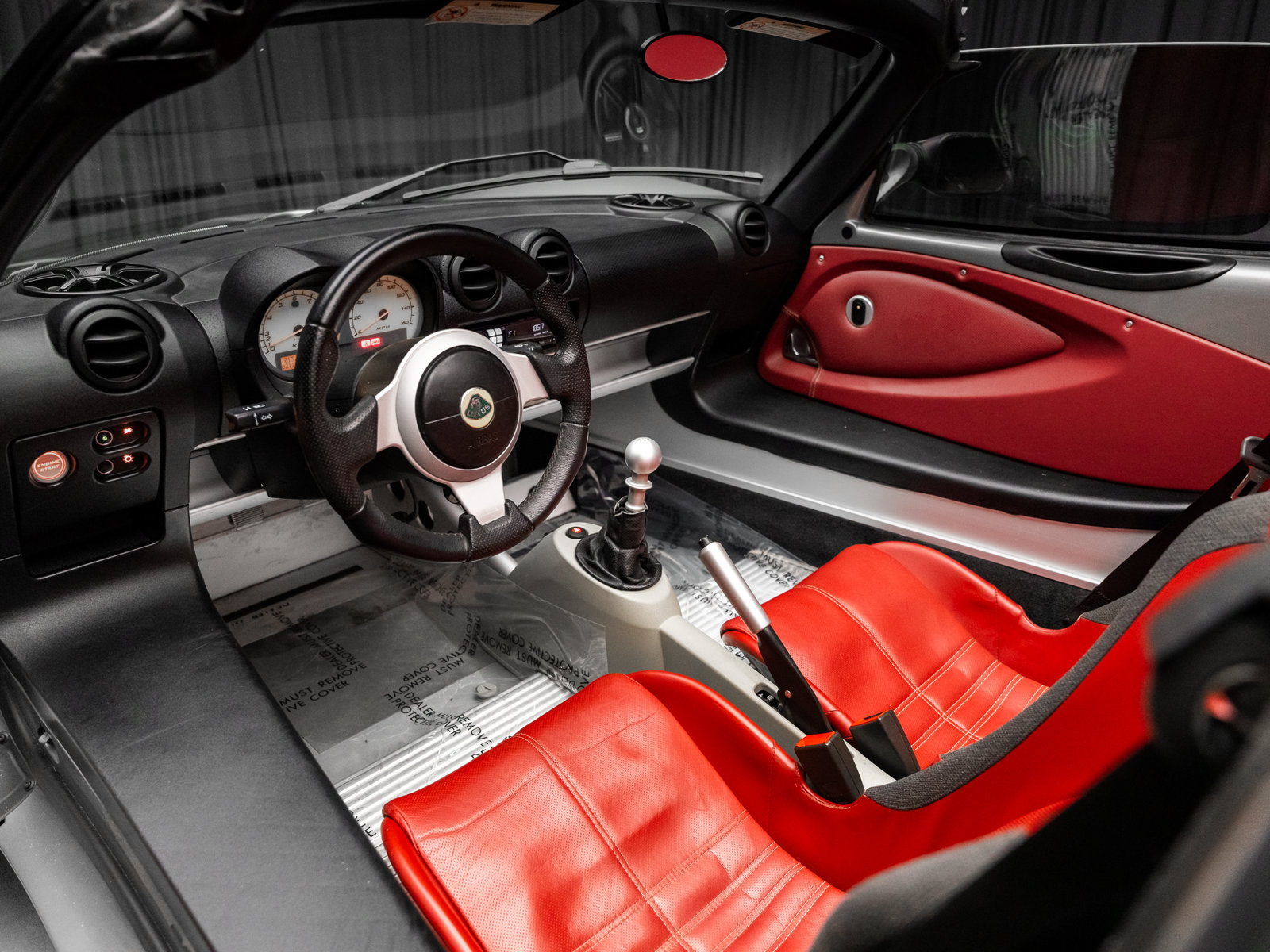 Used 2005 Lotus Elise RWD image 39