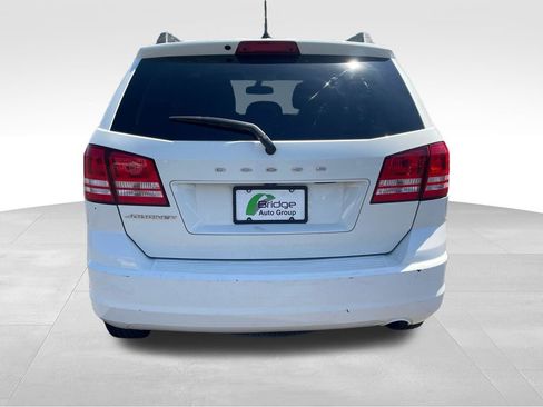 Used 2018 Dodge Journey SE w/ Blacktop Package FWD image 7