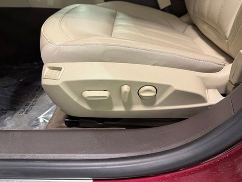 Used 2017 Buick Regal Premium w/ Driver Confidence Package #1 image 11