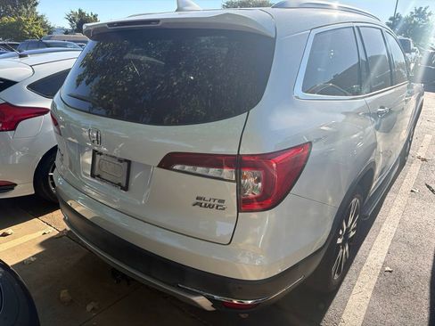 Used 2019 Honda Pilot Elite image 6
