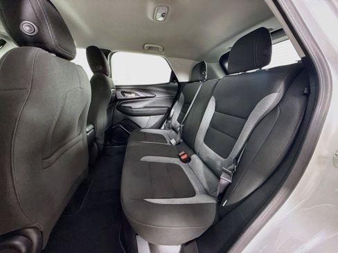 Used 2024 Chevrolet TrailBlazer LS FWD image 23