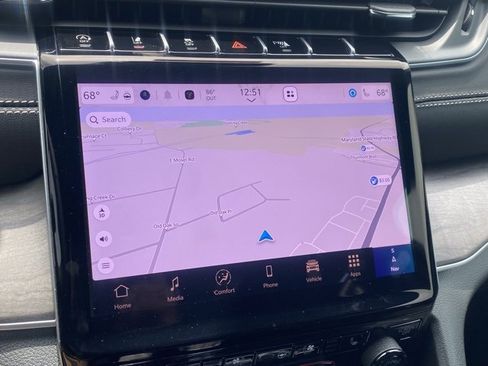 New 2025 Jeep Grand Cherokee L Limited w/ Luxury Tech Group II image 3