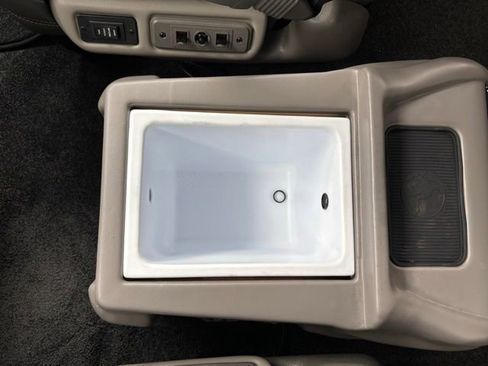 New 2026 GMC Savana 2500 w/ Driver Convenience Package RWD image 37