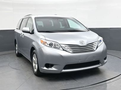 Used 2015 Toyota Sienna LE