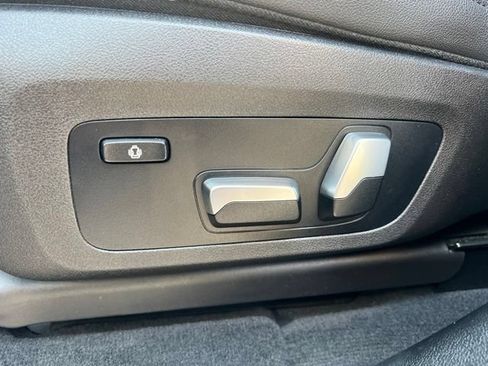 Used 2019 BMW X3 xDrive30i w/ Driving Assistance Package AWD/4WD image 30