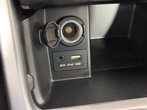 Used 2015 Hyundai Elantra SE w/ Option Group 03 FWD image 20
