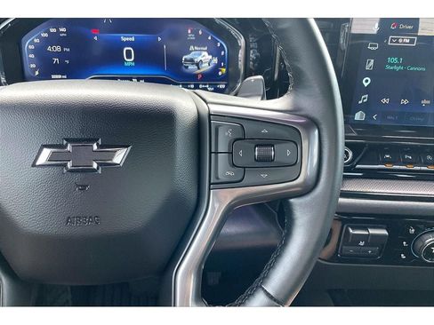 Used 2023 Chevrolet Silverado 1500 ZR2 w/ Technology Package AWD/4WD image 21