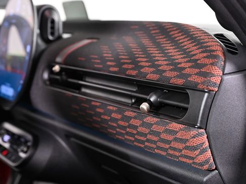 Used 2025 MINI Cooper S FWD image 19