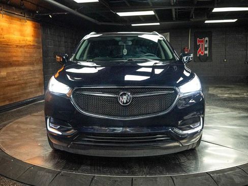 Used 2020 Buick Enclave Preferred w/ LPO, Luxury Package image 4