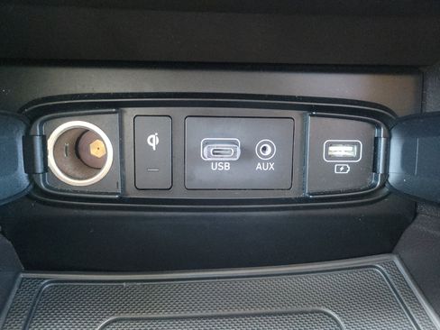 Used 2020 Hyundai Santa Fe SEL w/ Convenience + Premium Package FWD image 31