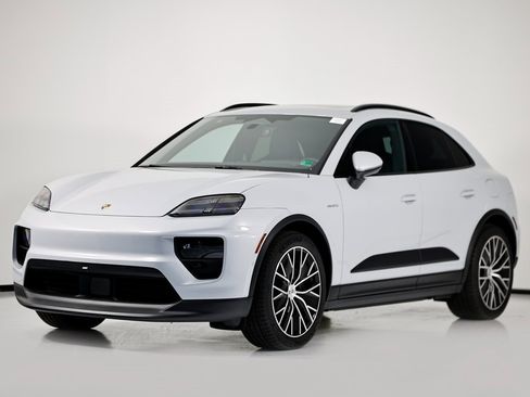 New 2025 Porsche Macan Electric image 1