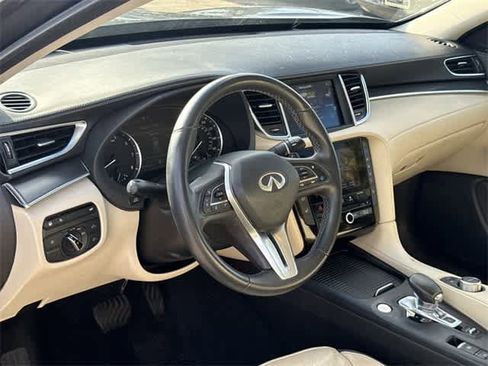 Certified 2022 INFINITI QX50 Luxe image 9