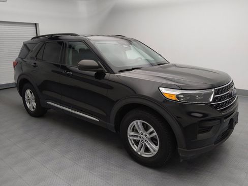 Used 2020 Ford Explorer XLT w/ Comfort Package AWD/4WD image 11