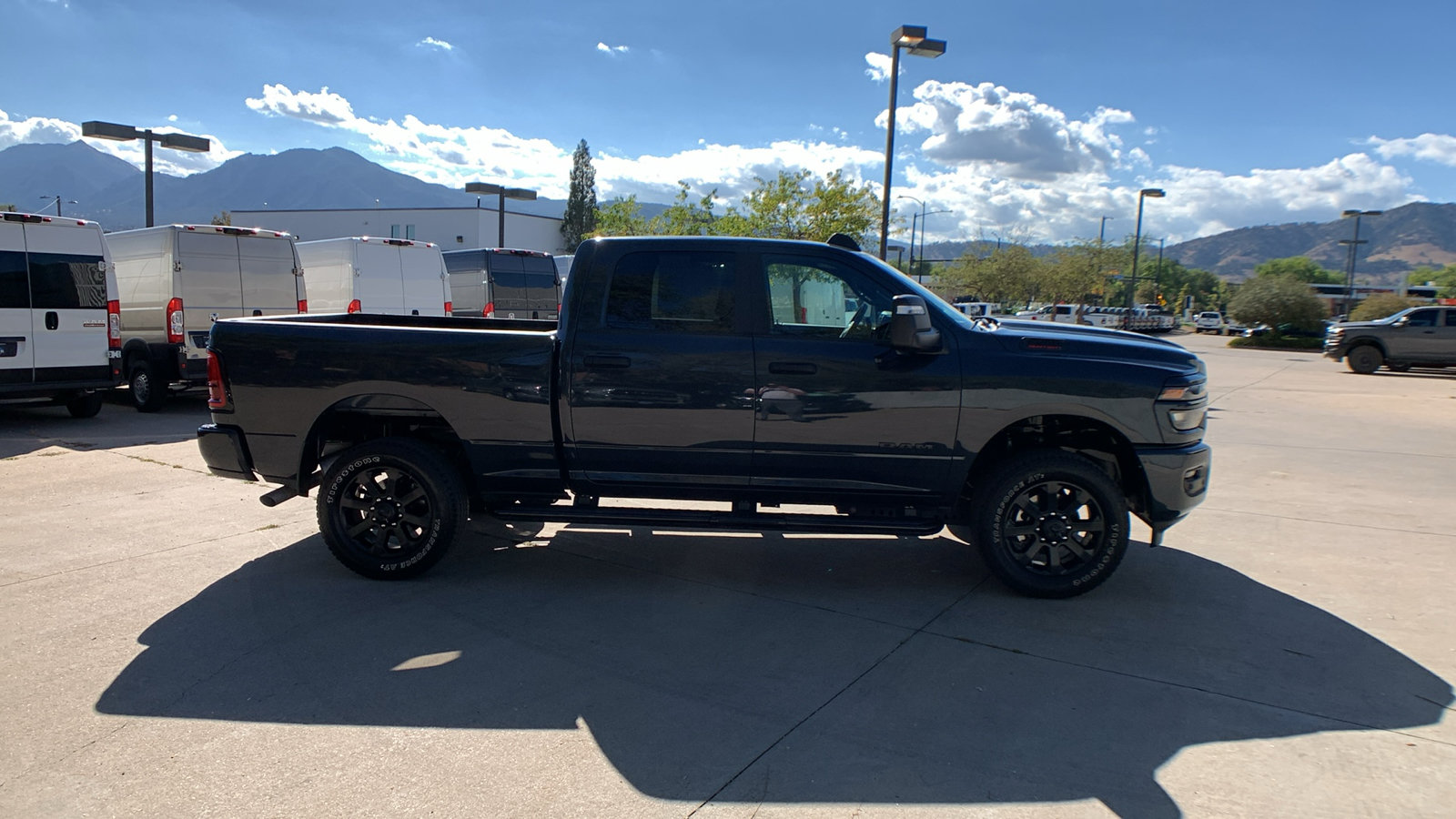 Used 2026 RAM 2500 Big Horn AWD/4WD image 6