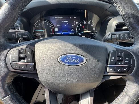 Used 2020 Ford Explorer XLT w/ Equipment Group 202A AWD/4WD image 15