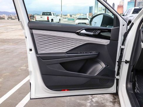 Used 2023 Volkswagen Taos S image 27