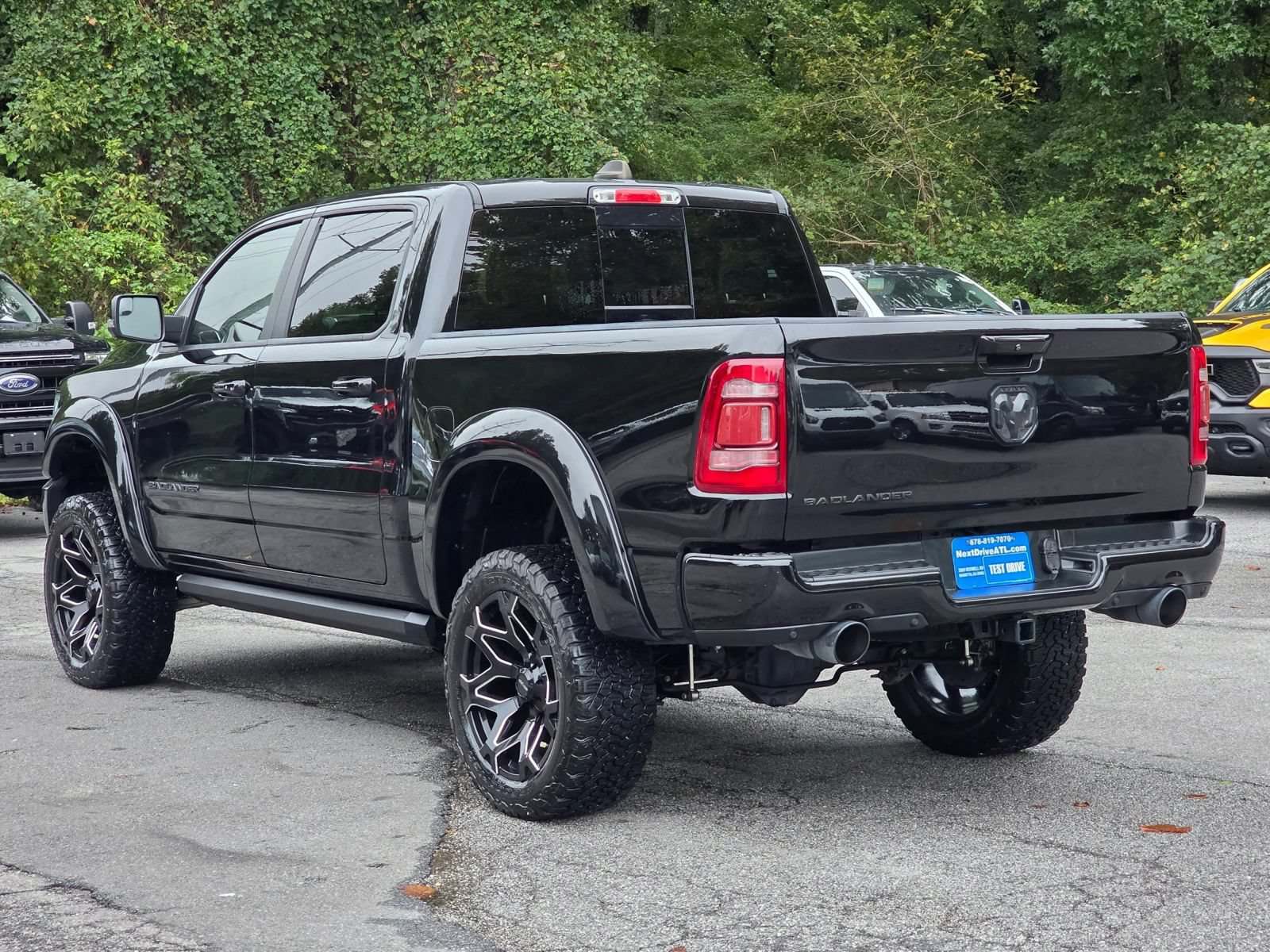 Used 2024 RAM 1500 Laramie AWD/4WD image 5