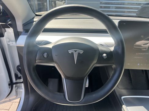 Used 2022 Tesla Model Y Performance AWD/4WD image 20