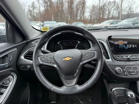 Used 2016 Chevrolet Malibu LT image 24