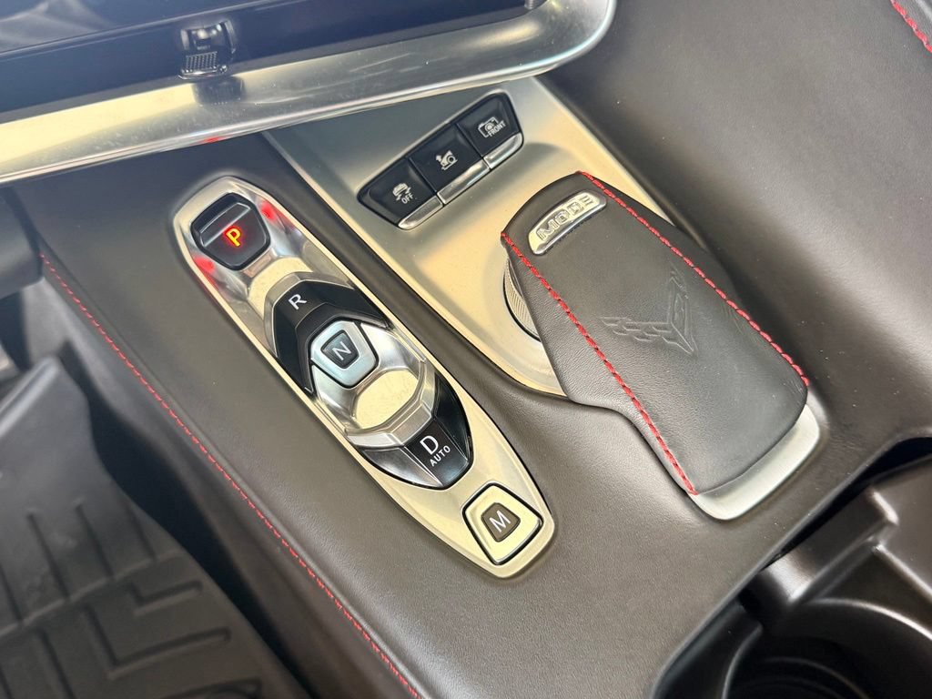 Used 2021 Chevrolet Corvette Stingray Premium Conv w/ Z51 Performance Package RWD image 26